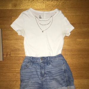 white Pac sun T shirt